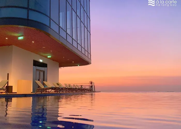 Khach San A Lacarte Bay, Ngay Mat Bien, Mien Phi Be Boi 5* Hạ Long