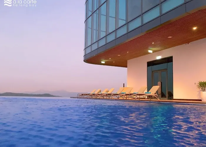 Hotel Khach San A Lacarte Bay, Ngay Mat Bien, Mien Phi Be Boi Hạ Long