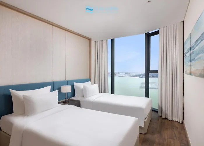 Hotel Khach San A Lacarte Bay, Ngay Mat Bien, Mien Phi Be Boi